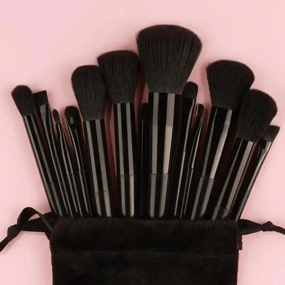 Makeup Brush Set Soft Fluffy Professiona Cosmetic Foundation Powder Eyeshadow Kabuki Blending Make Up Brush Beauty Tool Makeup Hint at Urgency or Exclusivity